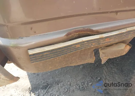 1997 Chevrolet K1500 Fleetside z USA, uszkodzony, nr VIN 2GCEK19R8V1161442